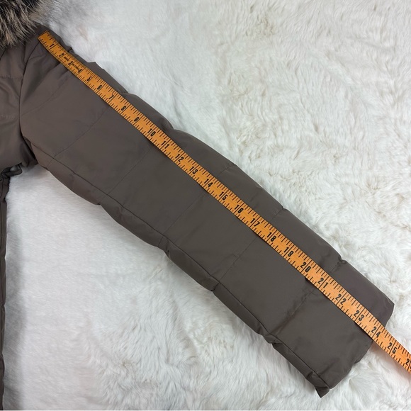 Women’s Lands End  Full Zip Hooded Quilted Puffer Coat Size: Xs color Brown - Picture 12 of 13